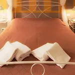 לינה וארוחת בוקר Ghibellino 4*